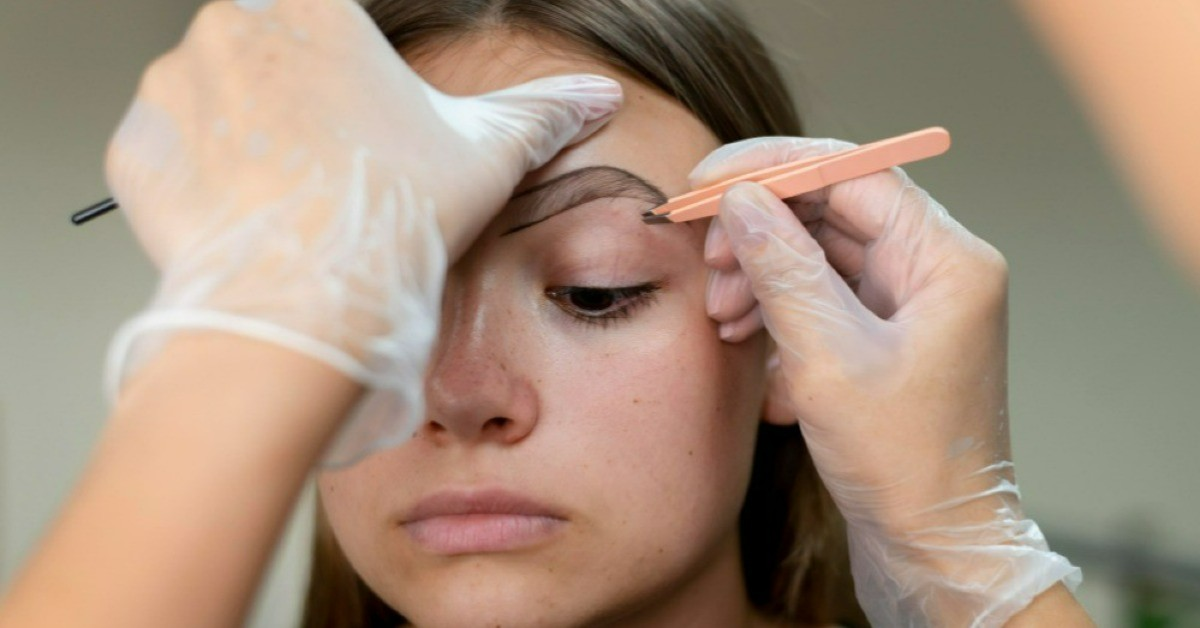 Eyebrow Transplant
