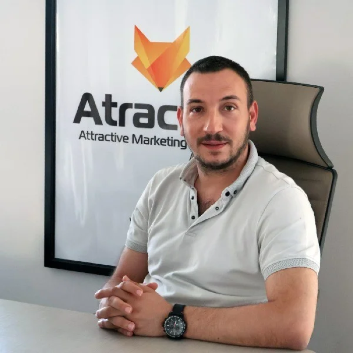 المؤسس / المدير التنفيذي